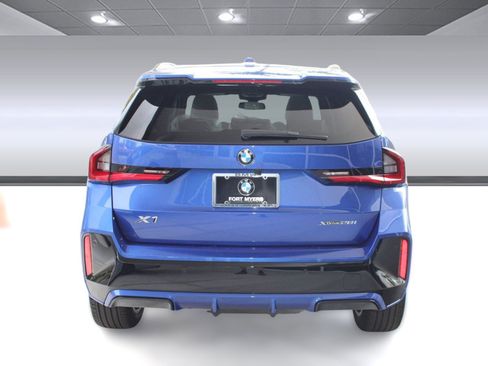 Used 2026 BMW X1 xDrive28i w/ Technology Package image 10