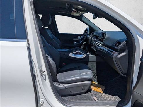 Used 2020 Mercedes-Benz GLS 450 4MATIC image 19