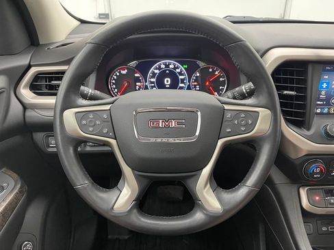Used 2021 GMC Acadia Denali w/ Denali Technology Package FWD image 22