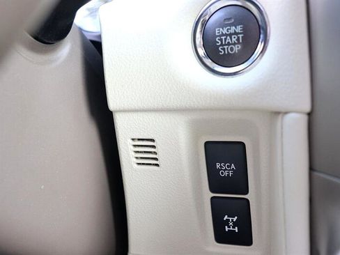 Used 2012 Lexus GX 460 image 28