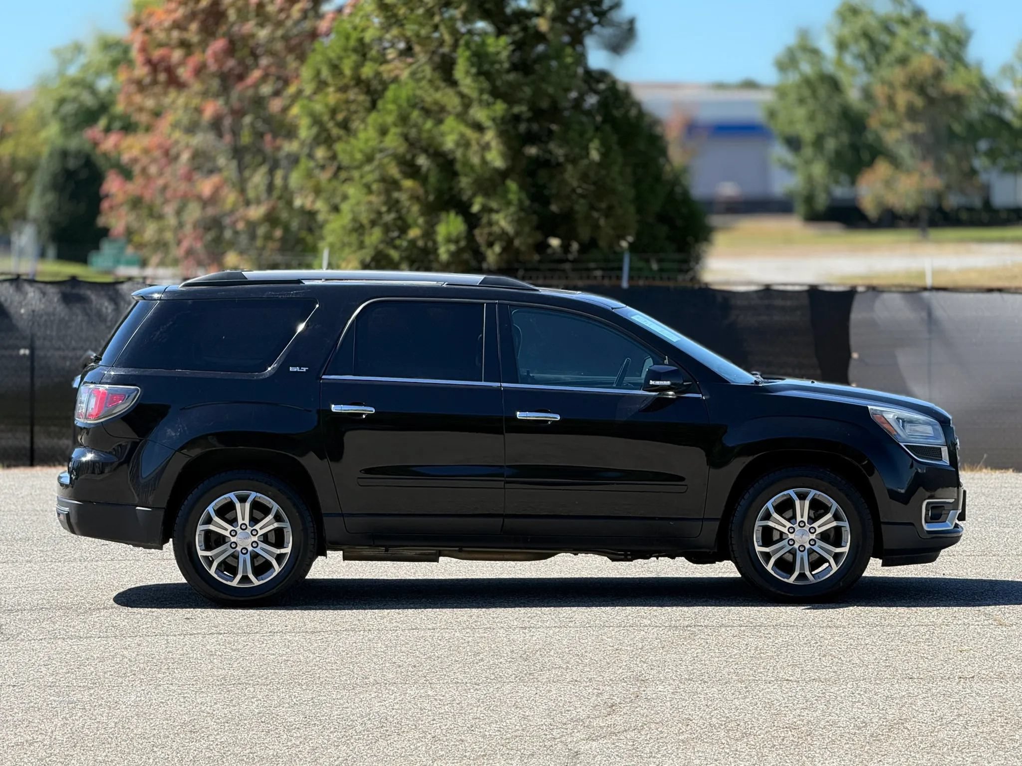 Used 2016 GMC Acadia SLT w/ Open Road Package AWD/4WD image 7