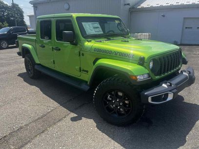 New 2025 Jeep Gladiator Sport