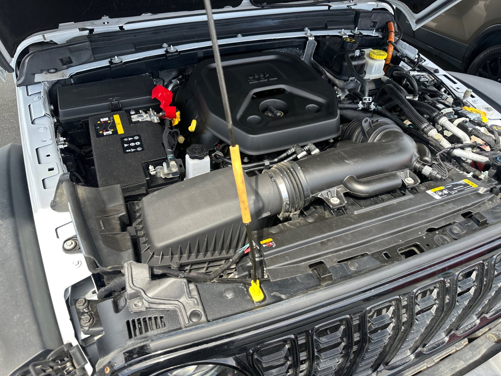 Used 2024 Jeep Wrangler Unlimited AWD/4WD image 25