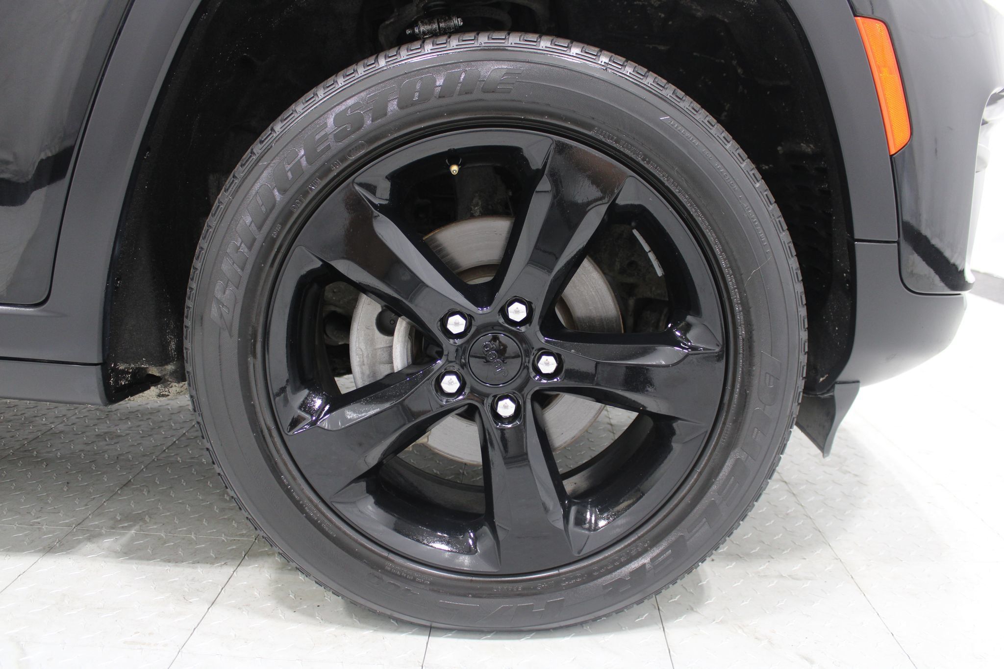 Used 2023 Jeep Grand Cherokee Altitude AWD/4WD image 5