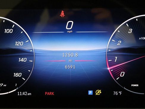 Certified 2025 Mercedes-Benz C 300 Sedan image 17