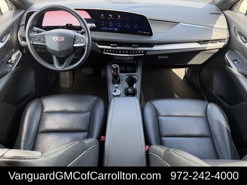 Used 2025 Cadillac XT4 Premium Luxury FWD image 11