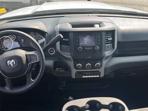 Used 2024 RAM 2500 Tradesman w/ Chrome Appearance Group image 36