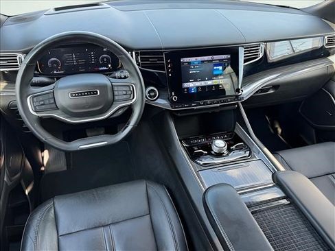 Used 2022 Jeep Wagoneer Series III w/ Convenience Group I AWD/4WD image 14