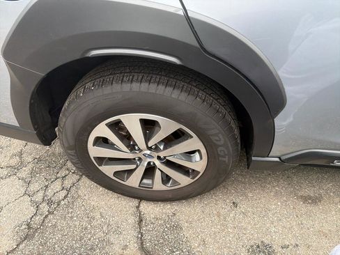 Used 2024 Subaru Outback Premium image 5