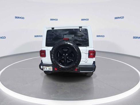 Used 2023 Jeep Wrangler Unlimited Sahara AWD/4WD image 8