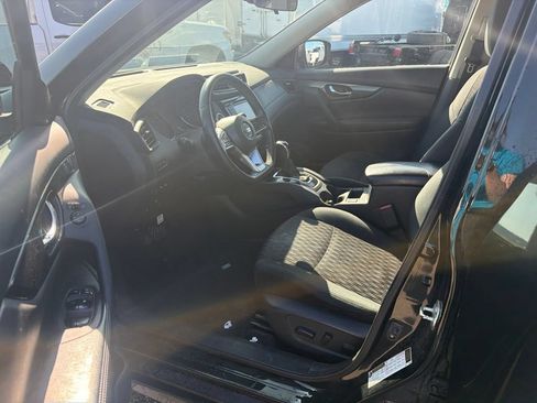 Used 2019 Nissan Rogue SV AWD/4WD image 22