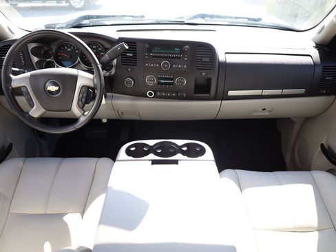Used 2011 Chevrolet Silverado 3500 LT w/ Interior Plus Package AWD/4WD image 19
