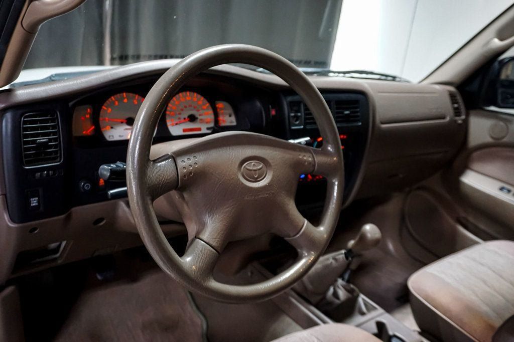 Used 2004 Toyota Tacoma 4x4 Xtracab V6 image 40