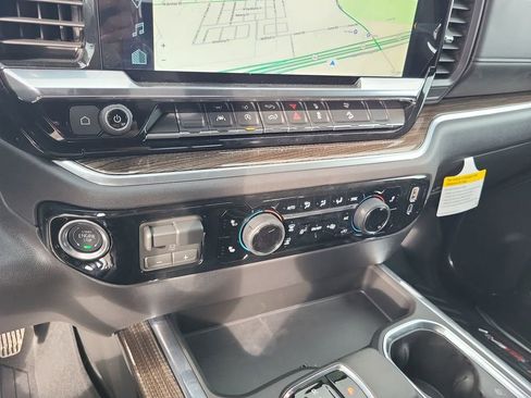 New 2026 Chevrolet Silverado 1500 LT Trail Boss w/ Convenience Package II image 16