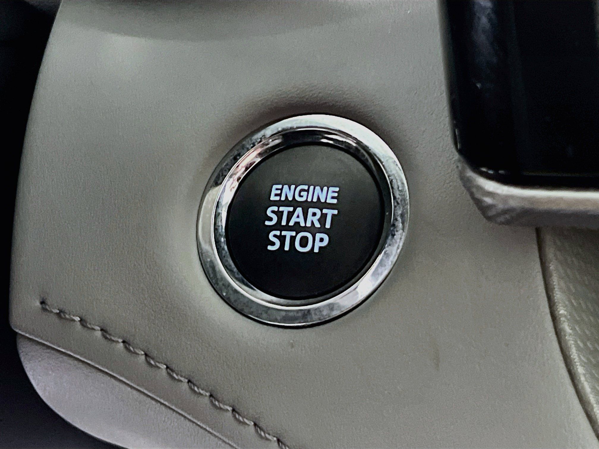 Used 2023 Toyota Highlander Platinum AWD/4WD image 23