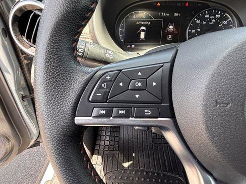 Used 2023 Nissan Kicks SR w/ Interior Electronics Package FWD image 22