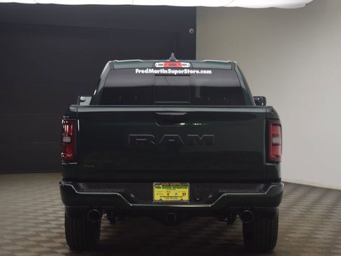 New 2026 RAM 1500 4x4 Crew Cab image 9