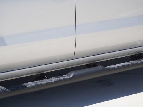 Used 2021 Chevrolet Silverado 1500 LT Trail Boss w/ Bed Protection Package AWD/4WD image 5