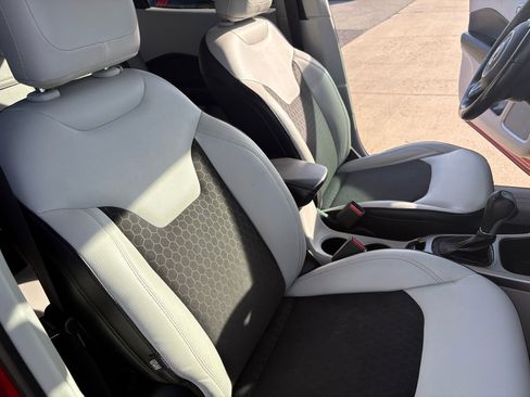 Used 2018 Jeep Compass Latitude image 43