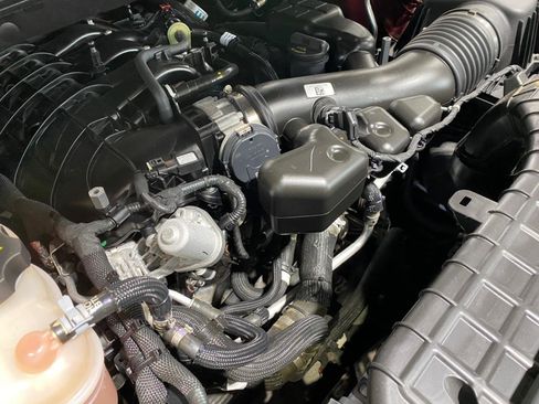 Used 2023 Jeep Grand Cherokee L Laredo AWD/4WD image 27