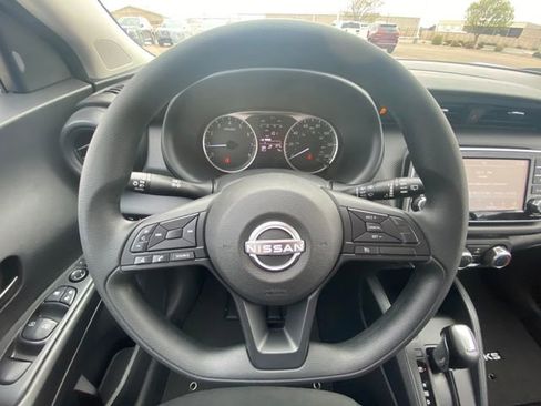 New 2025 Nissan Kicks Play S image 20