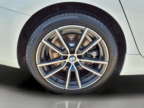 Used 2020 BMW 330i Sedan w/ Convenience Package RWD image 9