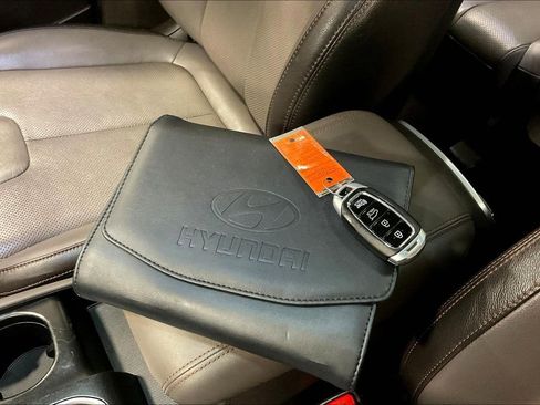Used 2020 Hyundai Santa Fe Limited AWD/4WD image 34