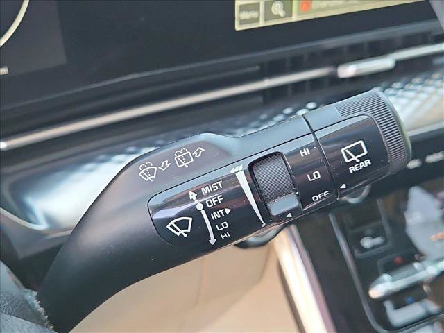 Used 2022 Kia Carnival SX Prestige FWD image 16