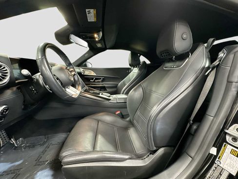 Used 2022 Mercedes-Benz SL 55 AMG 4MATIC w/ Driver Assistance Package image 22