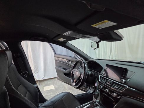Used 2020 Honda Accord Sport image 25
