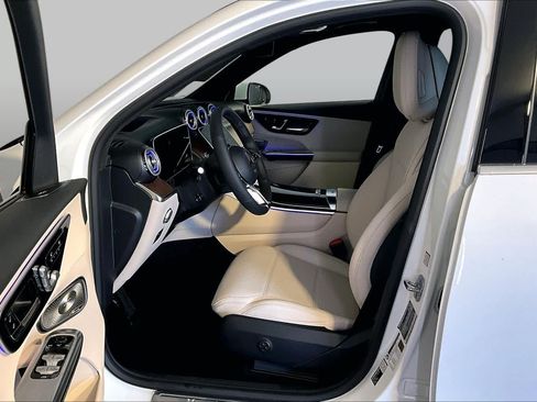 New 2026 Mercedes-Benz GLC 300 4MATIC image 13