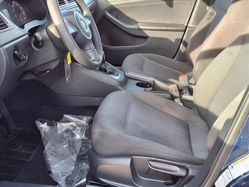 Used 2013 Volkswagen Jetta Sedan image 14