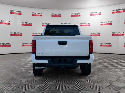 Used 2026 Toyota Tacoma SR5 AWD/4WD image 4