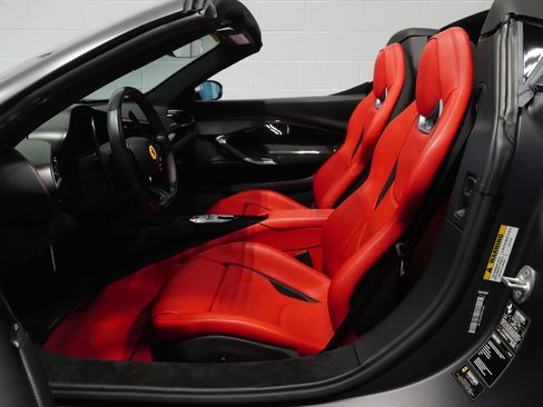 Used 2023 Ferrari 296 GTS RWD image 15