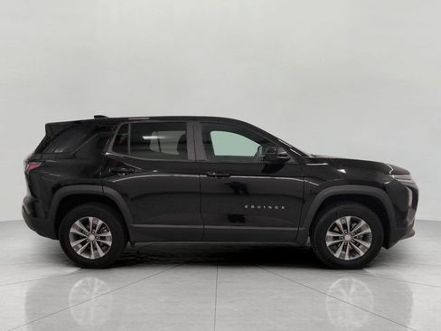 Used 2025 Chevrolet Equinox LT AWD/4WD image 12