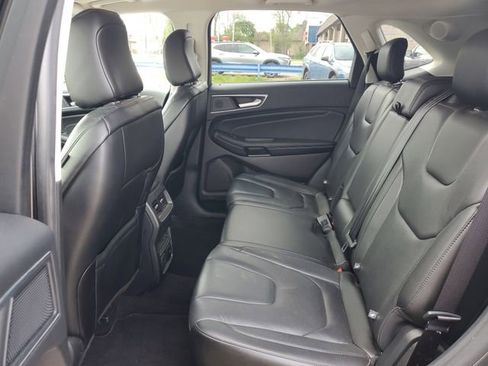 Used 2020 Ford Edge Titanium AWD/4WD image 31