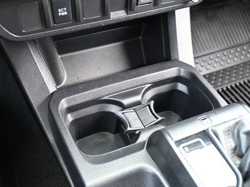 Used 2023 Toyota Tacoma SR image 28