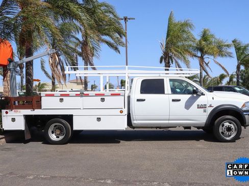 Used 2016 RAM 5500 Tradesman w/ Chrome Appearance Group image 9