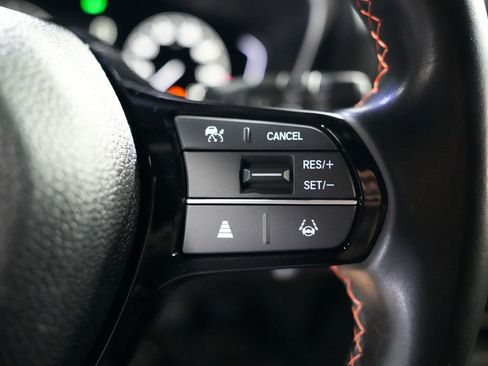 Used 2023 Honda Pilot Sport image 23