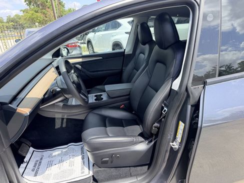 Used 2023 Tesla Model Y Long Range AWD/4WD image 7