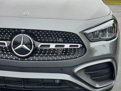 Used 2025 Mercedes-Benz GLA 250 image 9