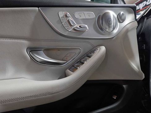Used 2017 Mercedes-Benz C 300 Cabriolet image 36
