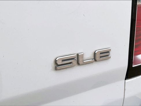 Used 2016 GMC Canyon SLE w/ SLE Convenience Package RWD image 11