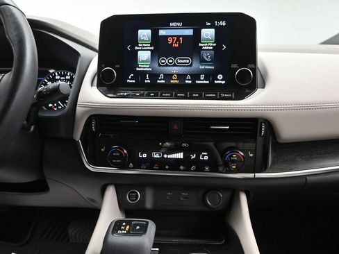 Used 2021 Nissan Rogue SL w/ Premium Package AWD/4WD image 17
