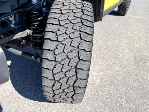 Used 2023 Jeep Gladiator Mojave w/ Cold Weather Group image 41