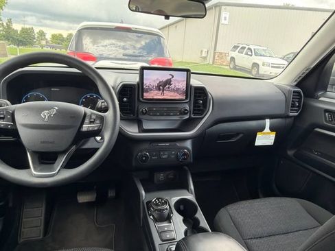Used 2023 Ford Bronco Sport AWD/4WD image 10