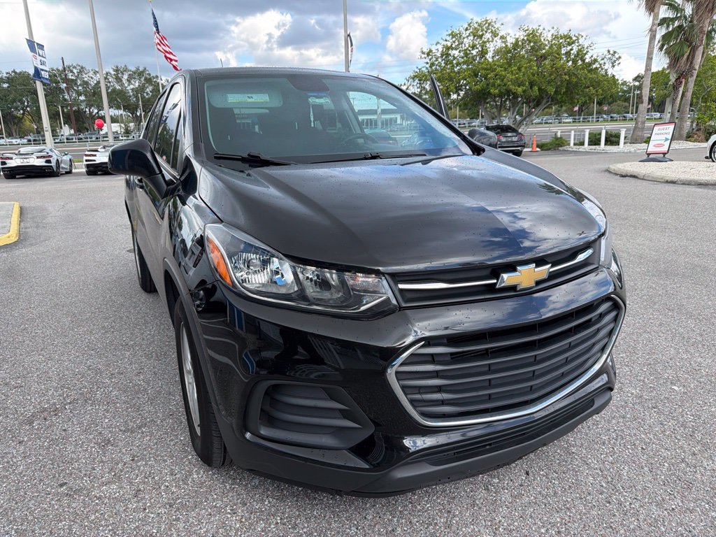 Used 2020 Chevrolet Trax LS FWD image 14