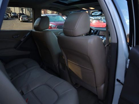 Used 2011 Nissan Murano SL w/ Navigation Pkg image 21
