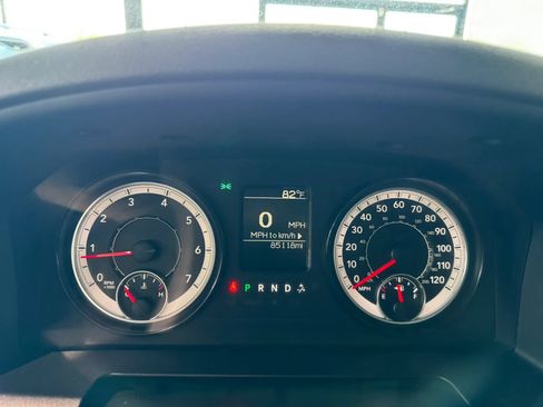 Used 2017 RAM 1500 Express AWD/4WD image 25