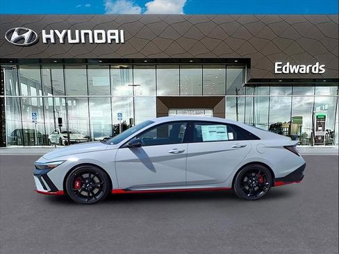 New 2025 Hyundai Elantra N image 3